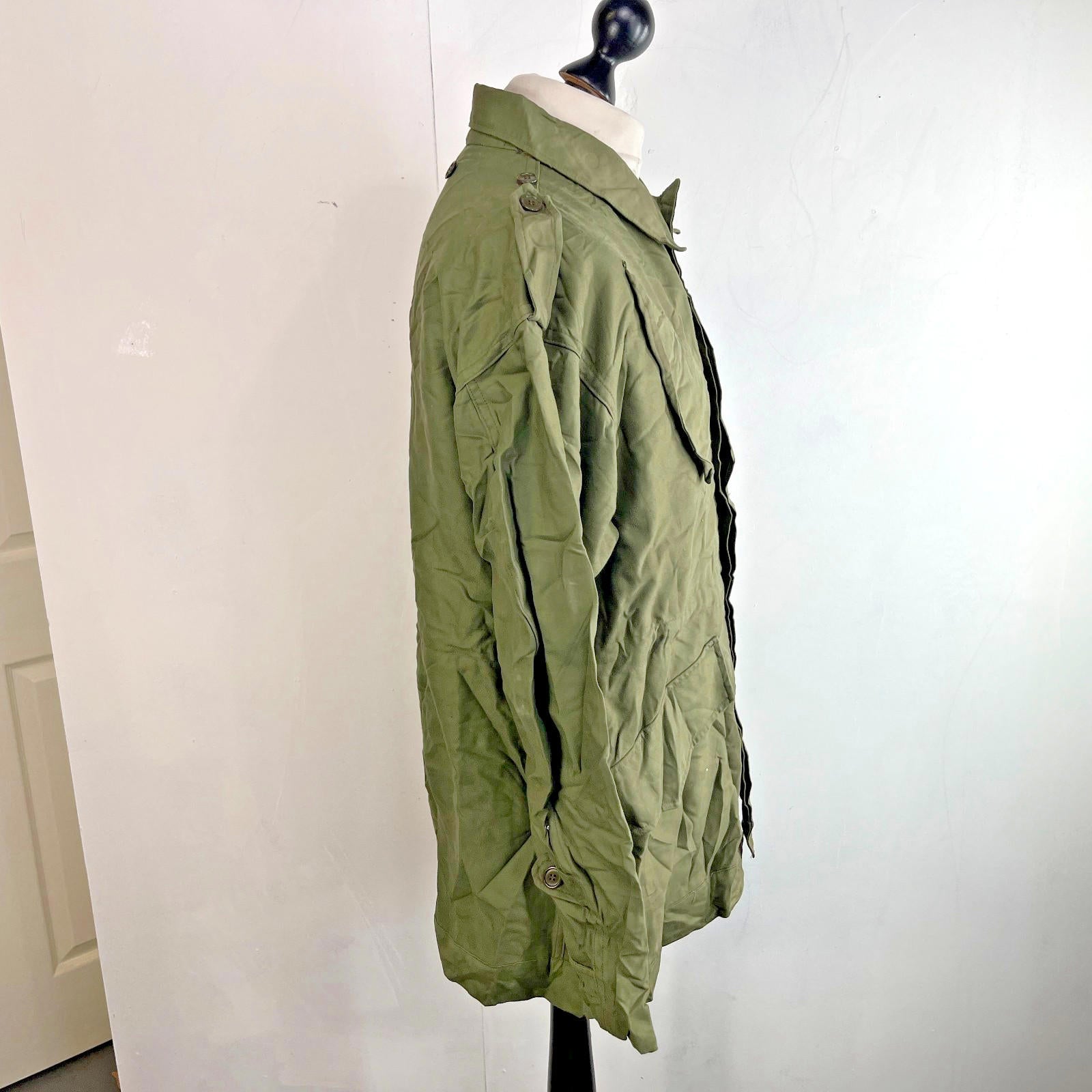 Vintage Genuine Dutch Army NL Military Chore Jacket by Seyntex size Large