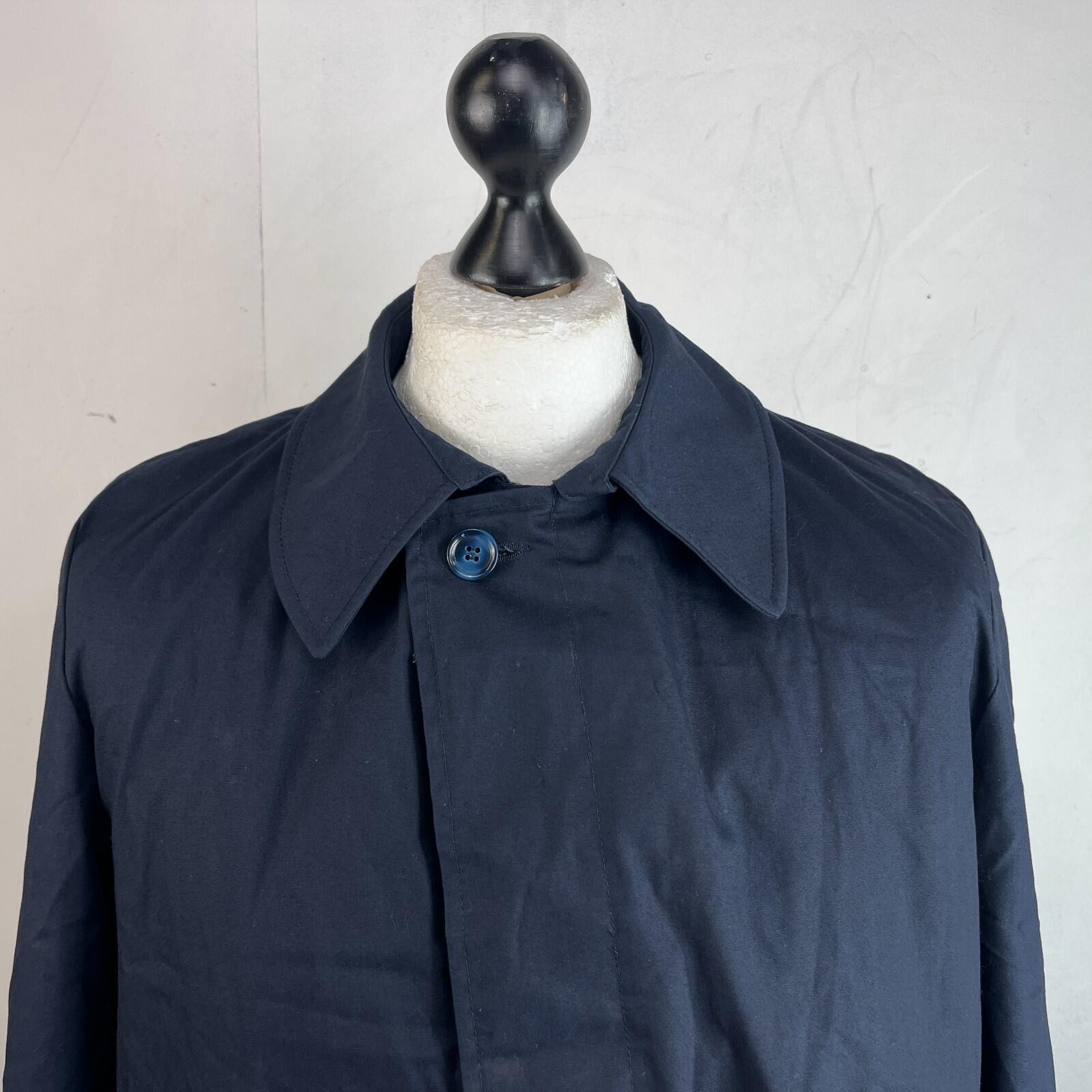 Vintage Men's Trench Coat in Navy Blue with Removable Liner size R40 Raincoat