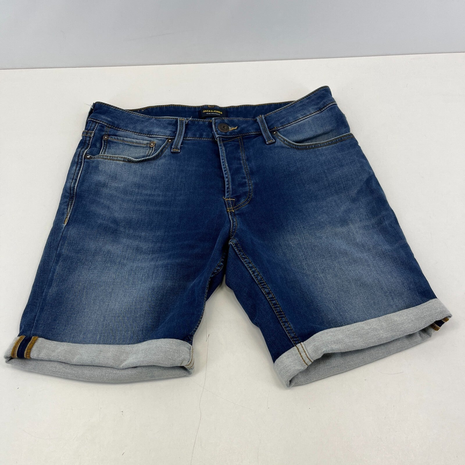 Jack & Jones Men’s Blue Slim Fit Denim Shorts Turn-Up Leg size M - W32"