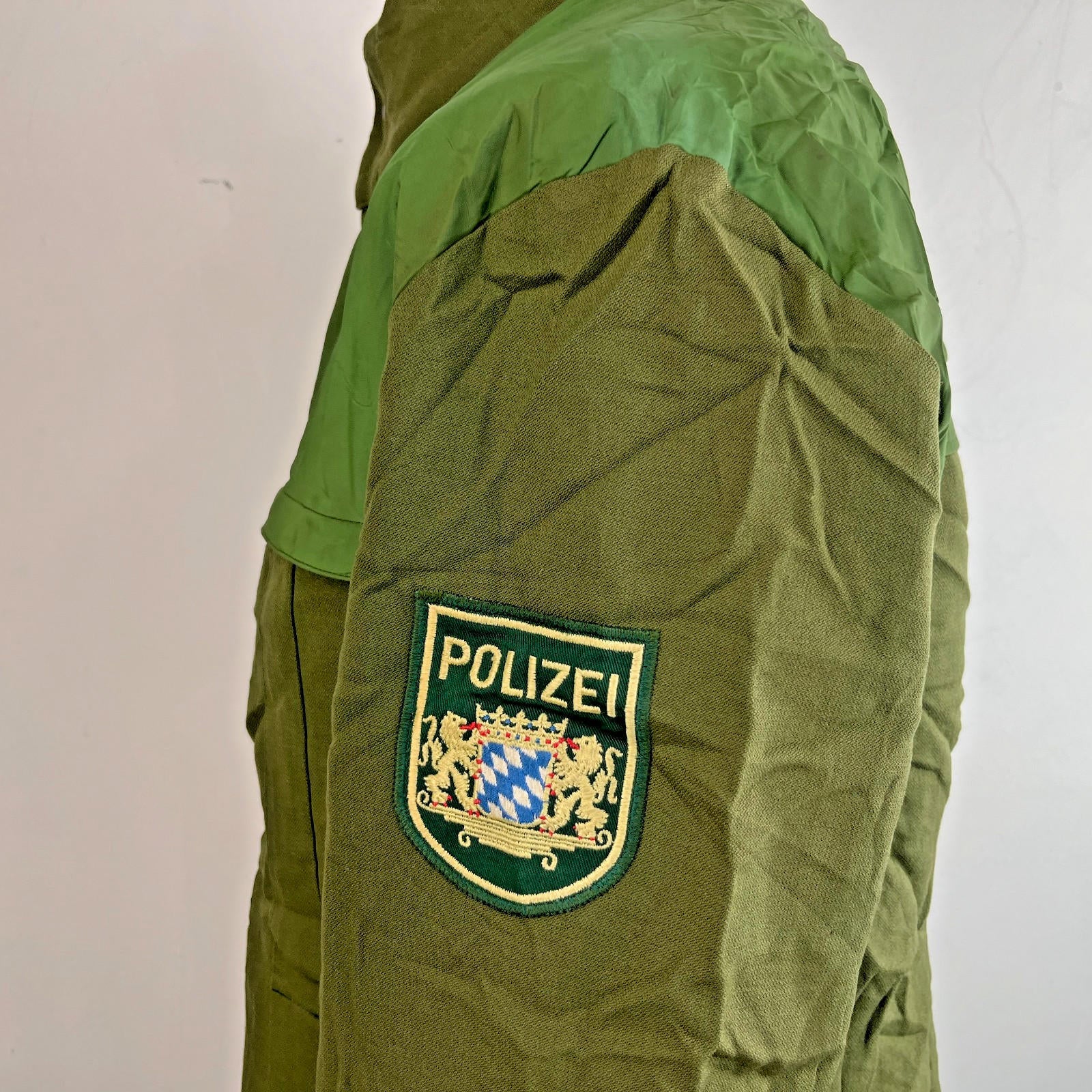 Vintage 1983 Wagner & Co German Polizei Police Heavy Jacket size EU 50 (UK Large) + Badge