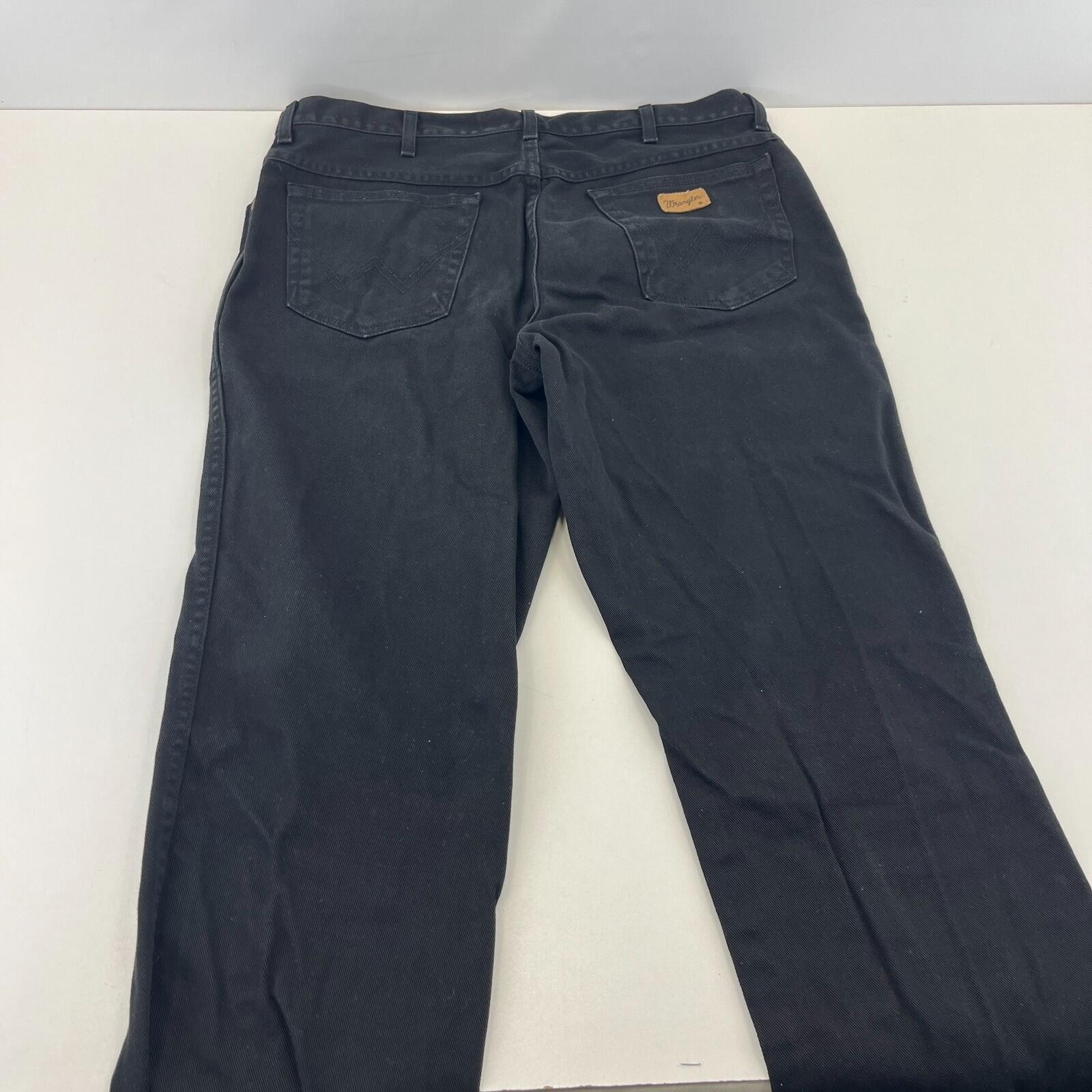 Wrangler Texas Straight Leg Jeans in Black 100% Cotton Waist 38" Leg 34" W38 L34