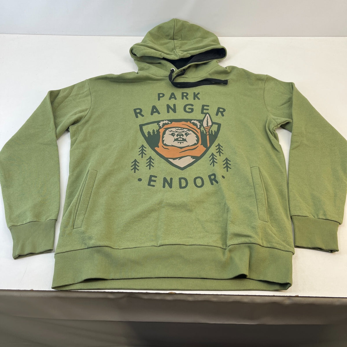Star Wars Endor Park Ranger Hoodie size M Green Ewok Graphic Brand New with Tags