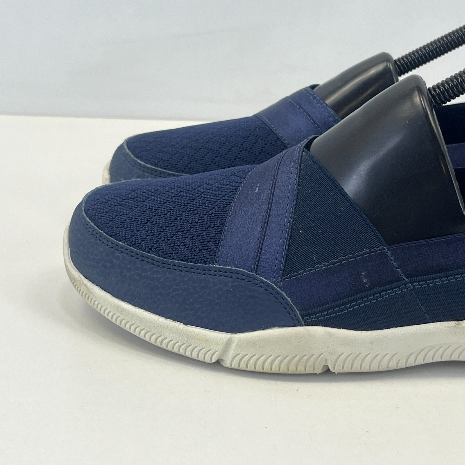 Skechers Women's Slip On Trainers Navy Blue size UK 7 EU 40