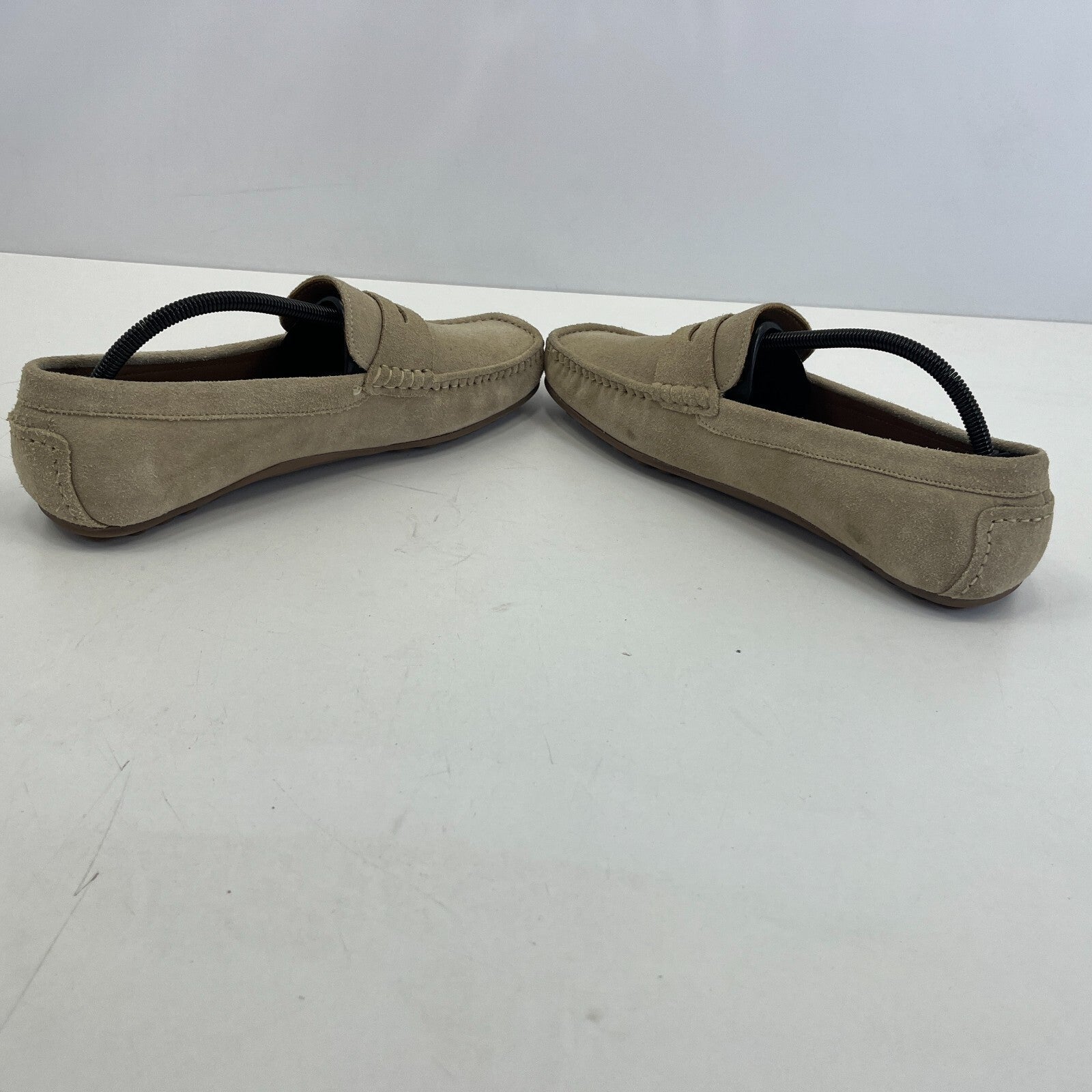 Chatham Parker Shoes Men’s Suede Leather Moccasin Loafers size 8 Beige