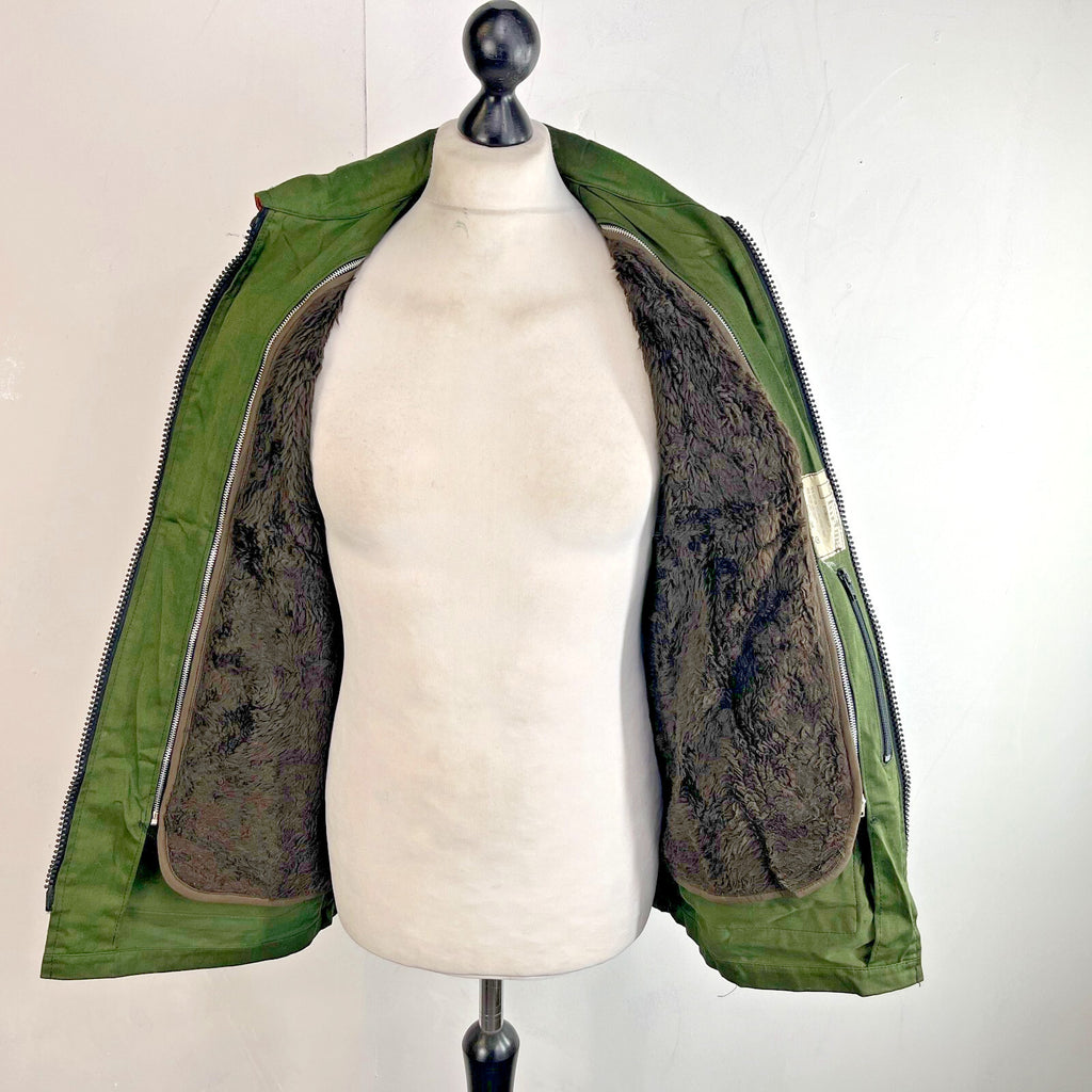 Vintage Turima Sweden Men's Hunting Jacket size Large in Green with Fleece Liner
