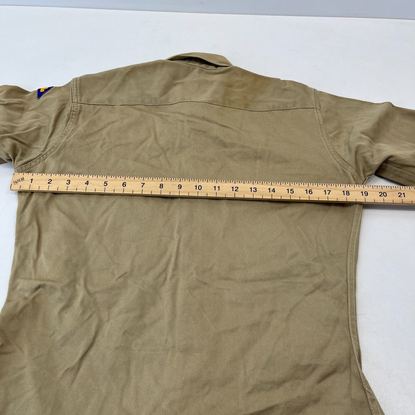 Vintage American Army Military Long Sleeve Shirt with Badges Khaki Brown size M