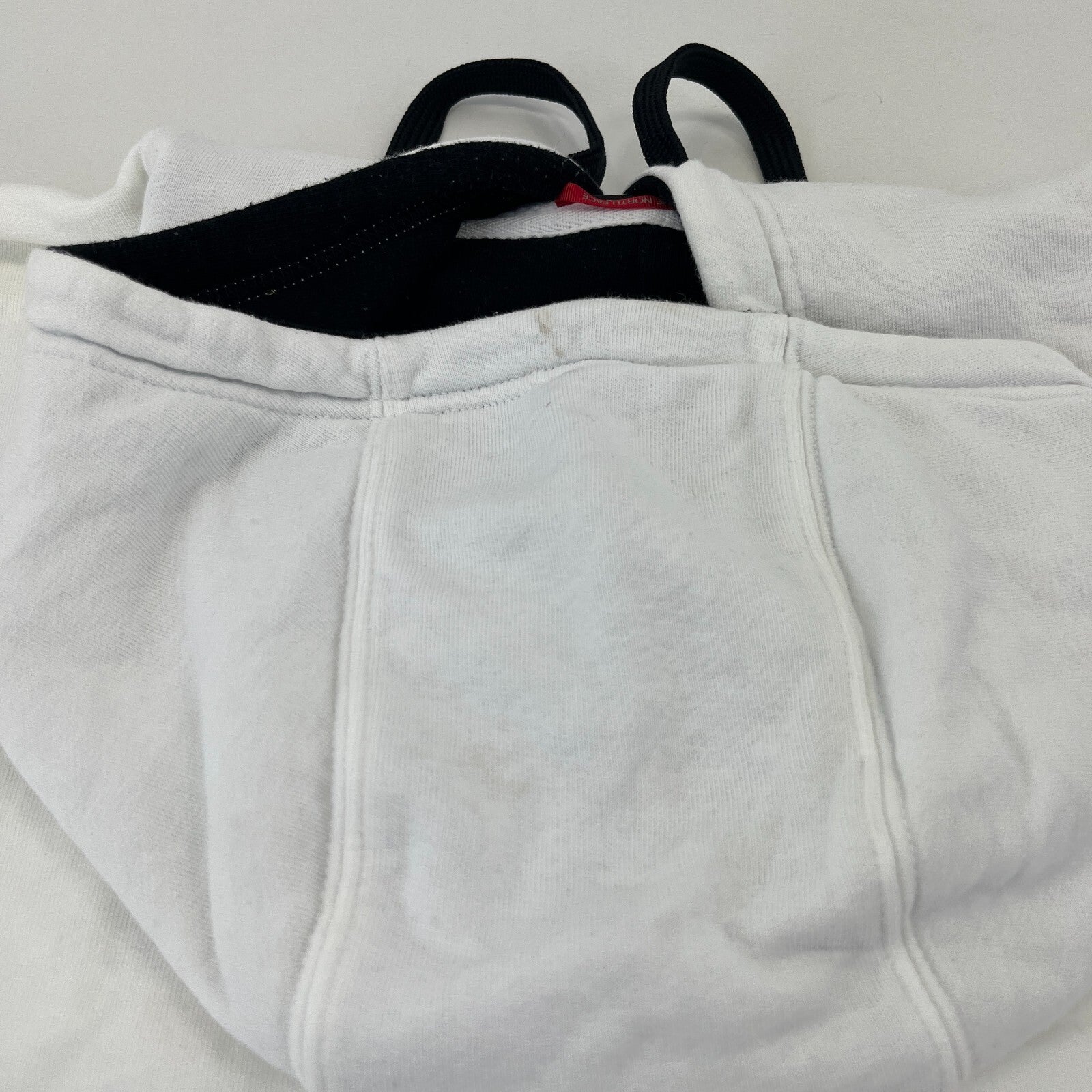 The North Face Men's White Pullover Hoodie size M Spellout Logo Outdoor