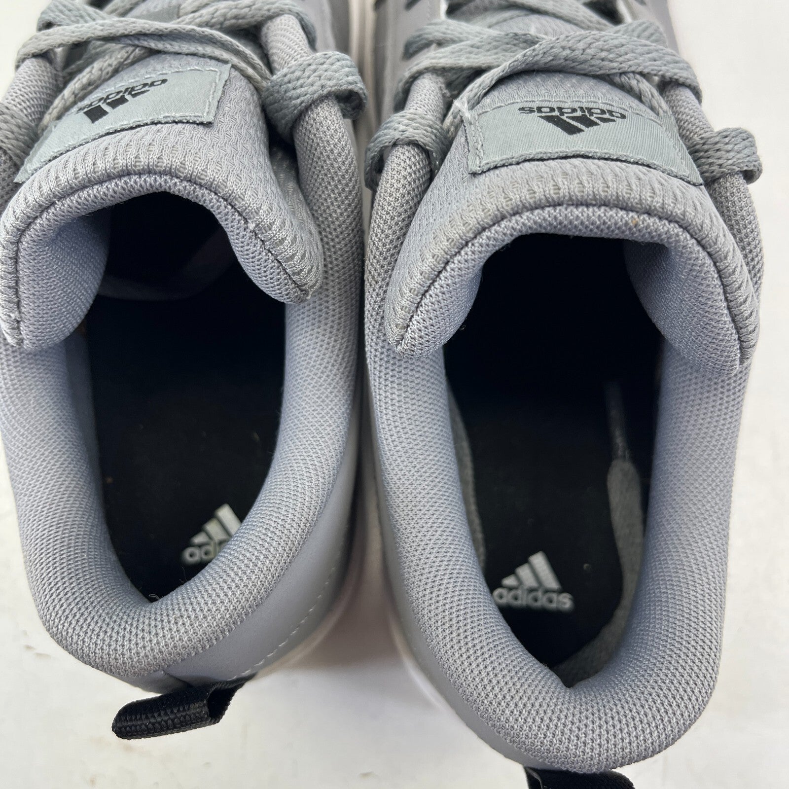 Adidas Pace 2.0 Boys Trainers size UK 3 - EU 35.5 Grey/Black/White