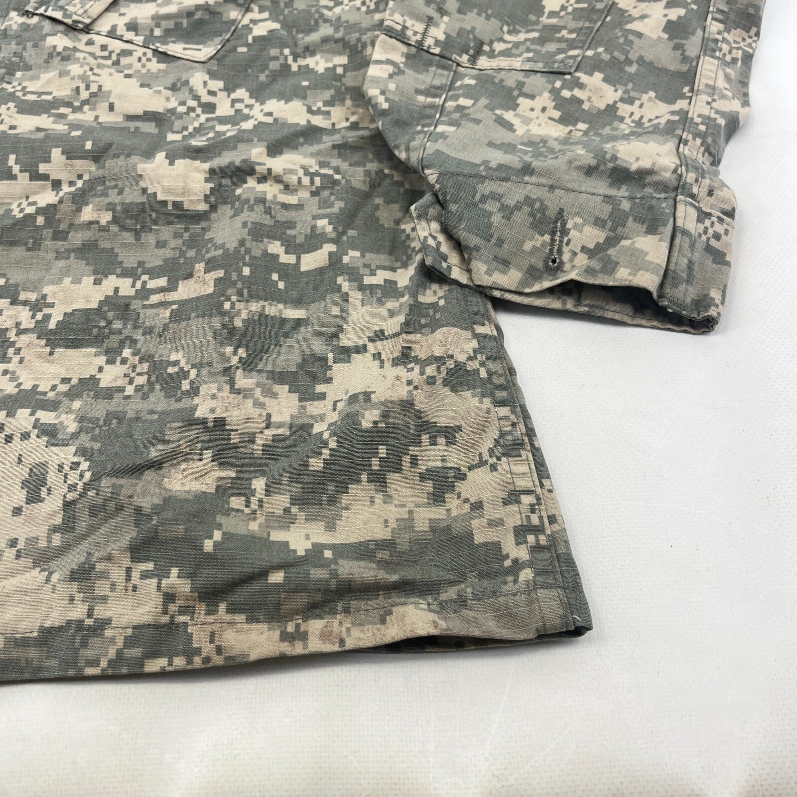 US Army Digital Camo Hot Weather Combat Jacket Ripstop US size Small-Reg - UK M