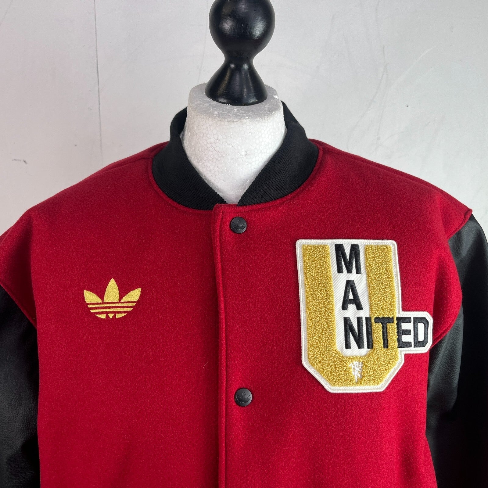 Manchester United Authentic Adidas XL VRCT Varsity Jacket size XL - BNWT