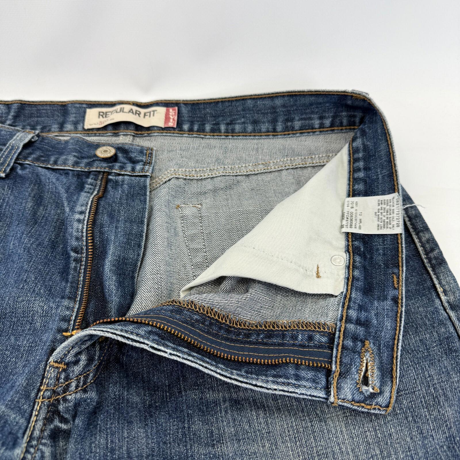 Vintage Levi's 505 Straight Jeans Men's W36" L30" Blue Denim Levi Strauss