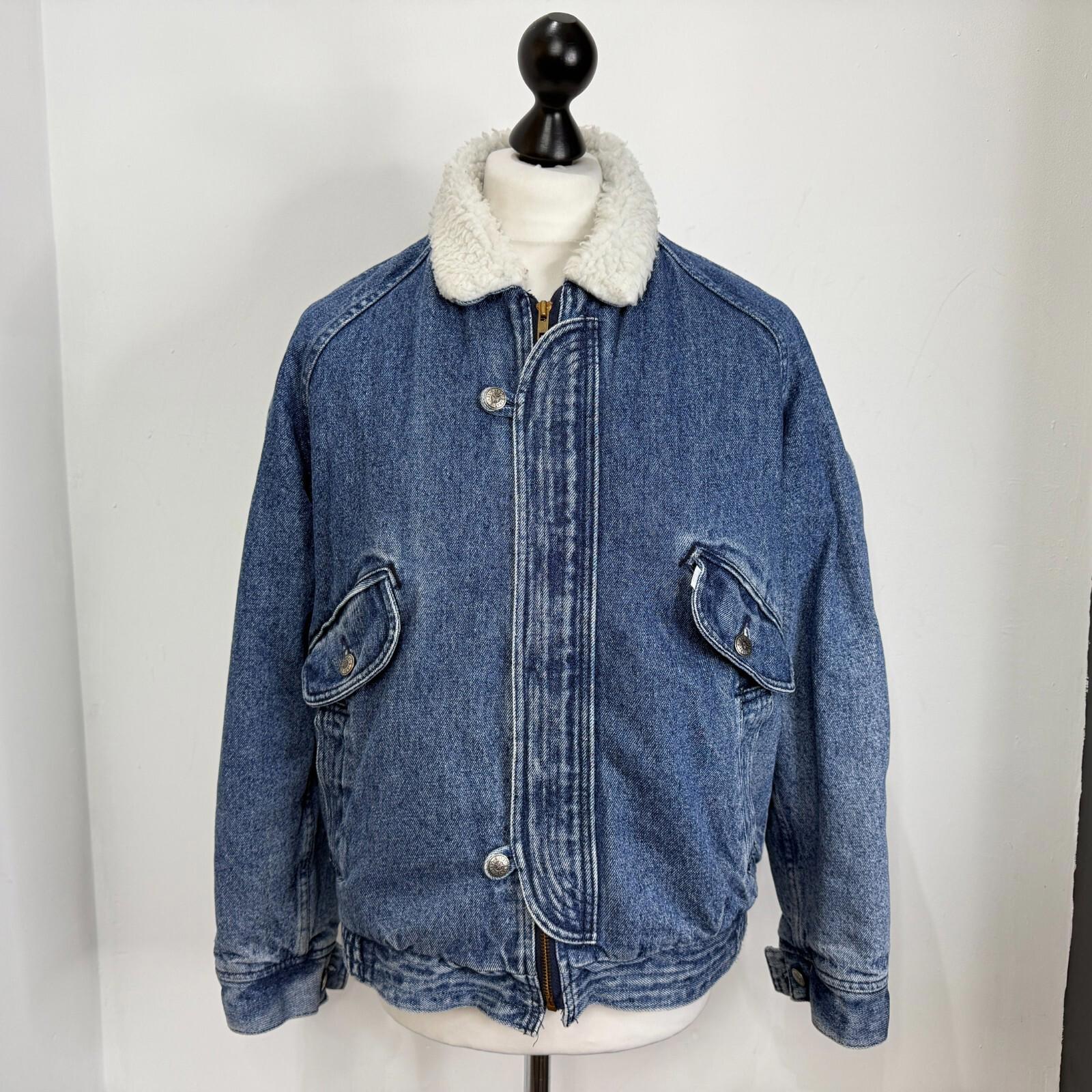 Levi's Trucker Sherpa Lined Denim Jacket Men's US size S (fits like M Loose Fit)