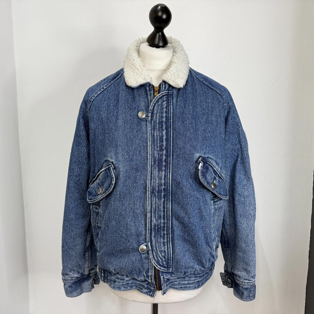 Levi's Trucker Sherpa Lined Denim Jacket Men's US size S (fits like M Loose Fit)