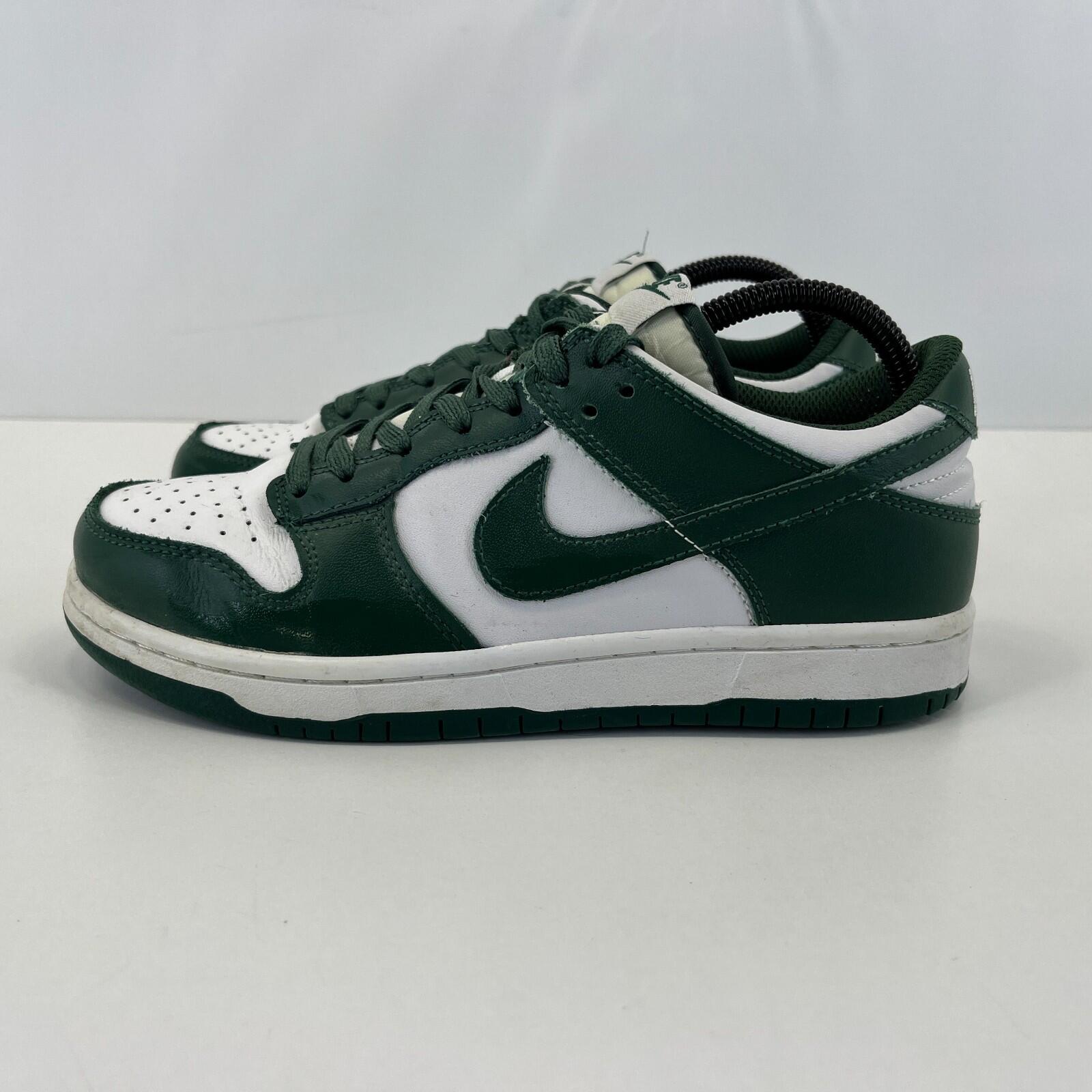 Nike Dunk SB Low Trainers Shoes in Vintage Green Youth size UK 5.5 / EU 39