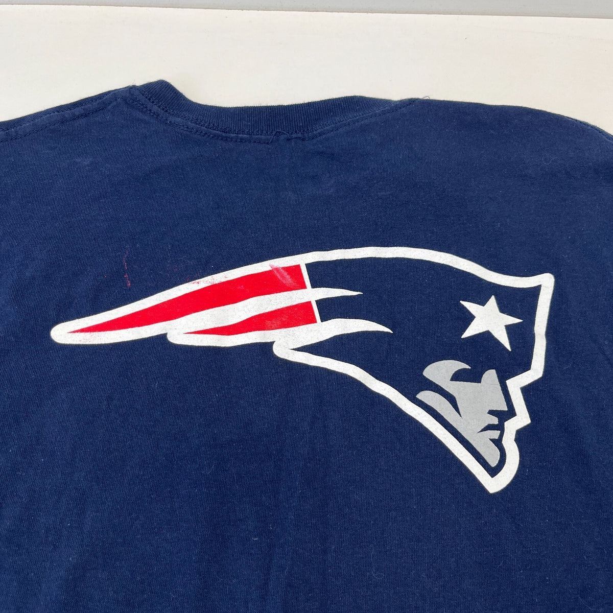 New England Patriots NFL Graphic T-Shirt Mens size Large Navy Football Fan Tee