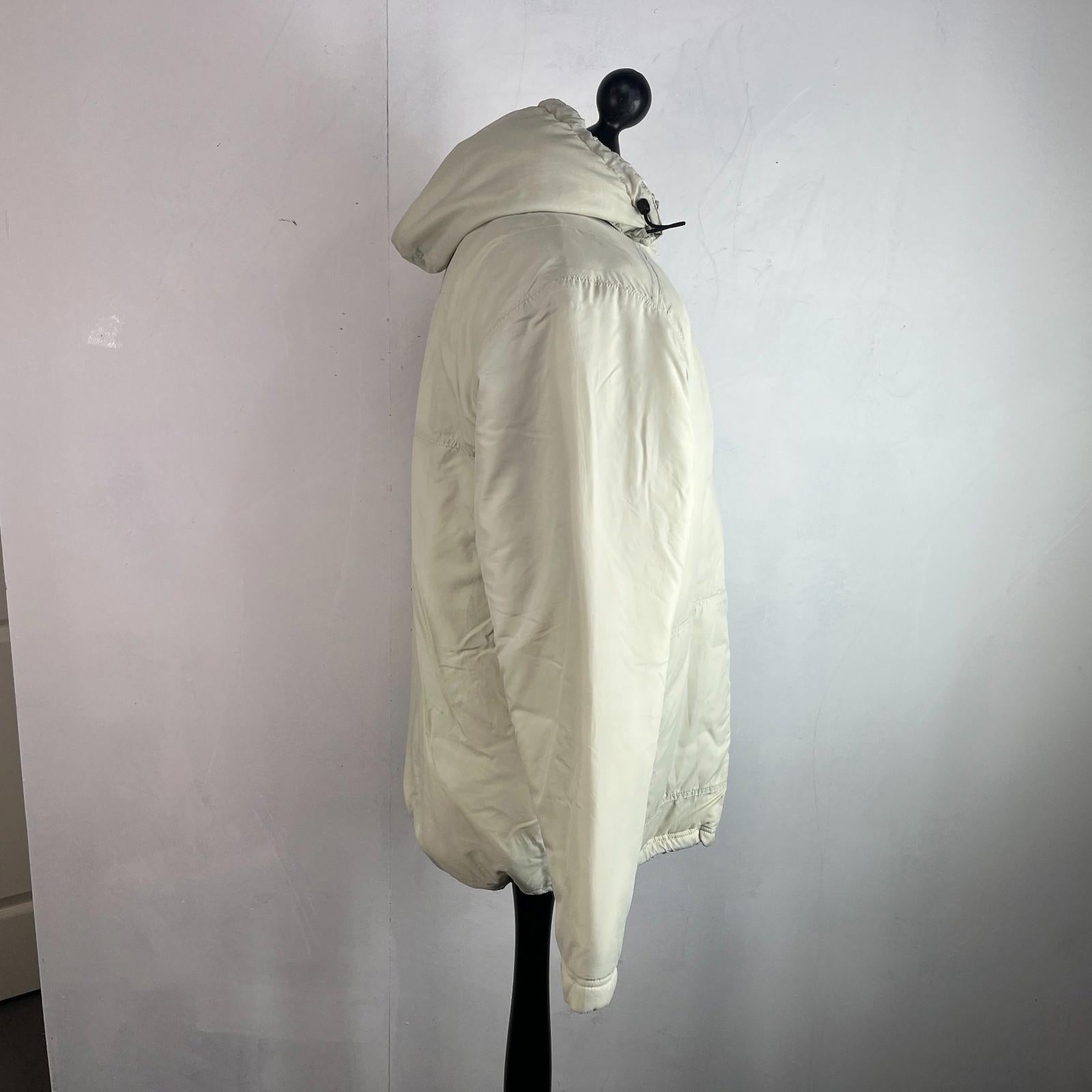 Nike Jacket Men's Quilt Lined Insulated Coat with Removable hood in Cream size M
