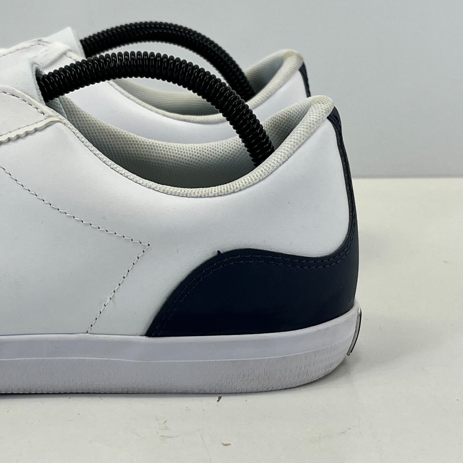 Lacoste Lerond White leather Trainers Shoes size UK 8 EU 42