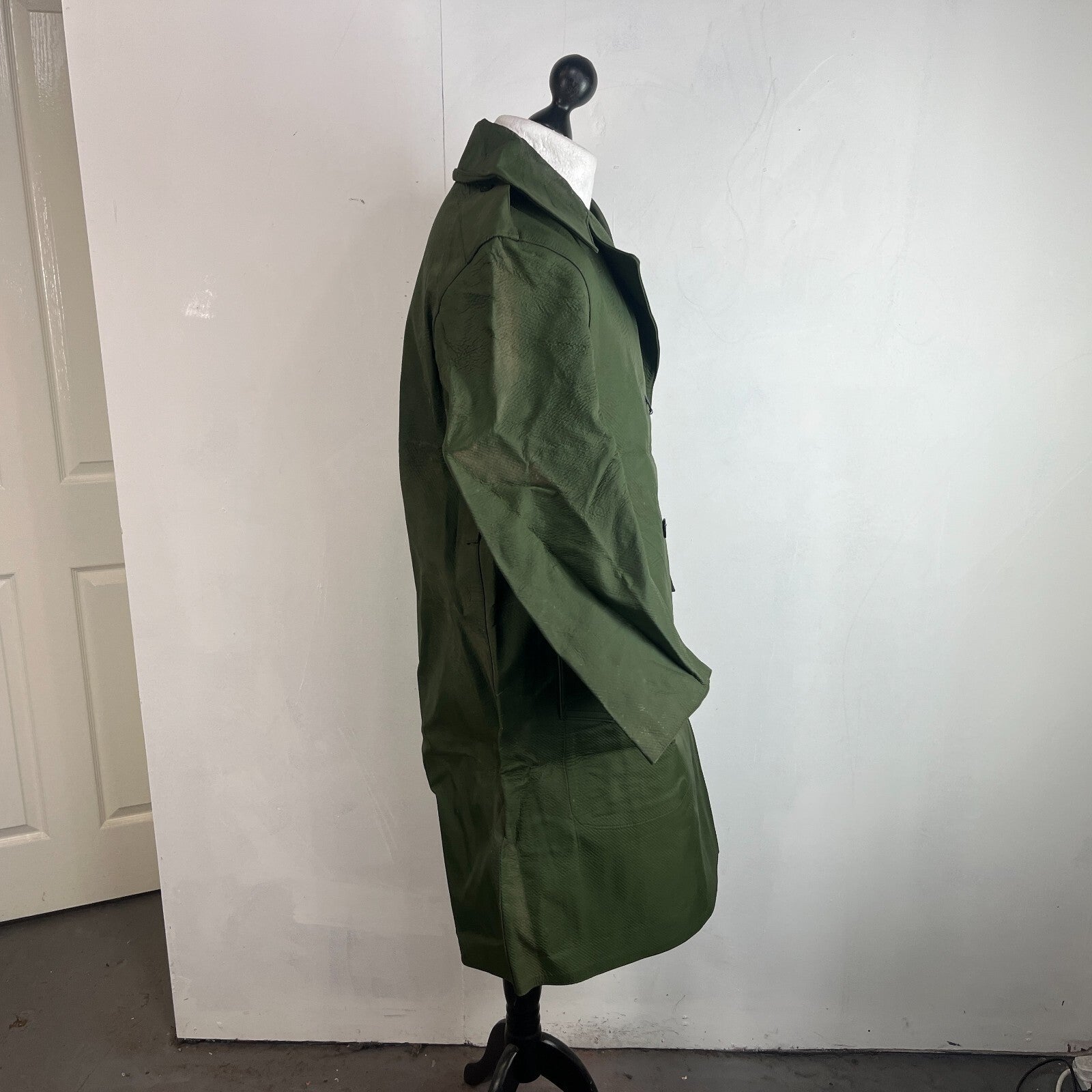 Royal Canadian Police RCMP Mackintosh Trench Coat Dark Green 80s size 5