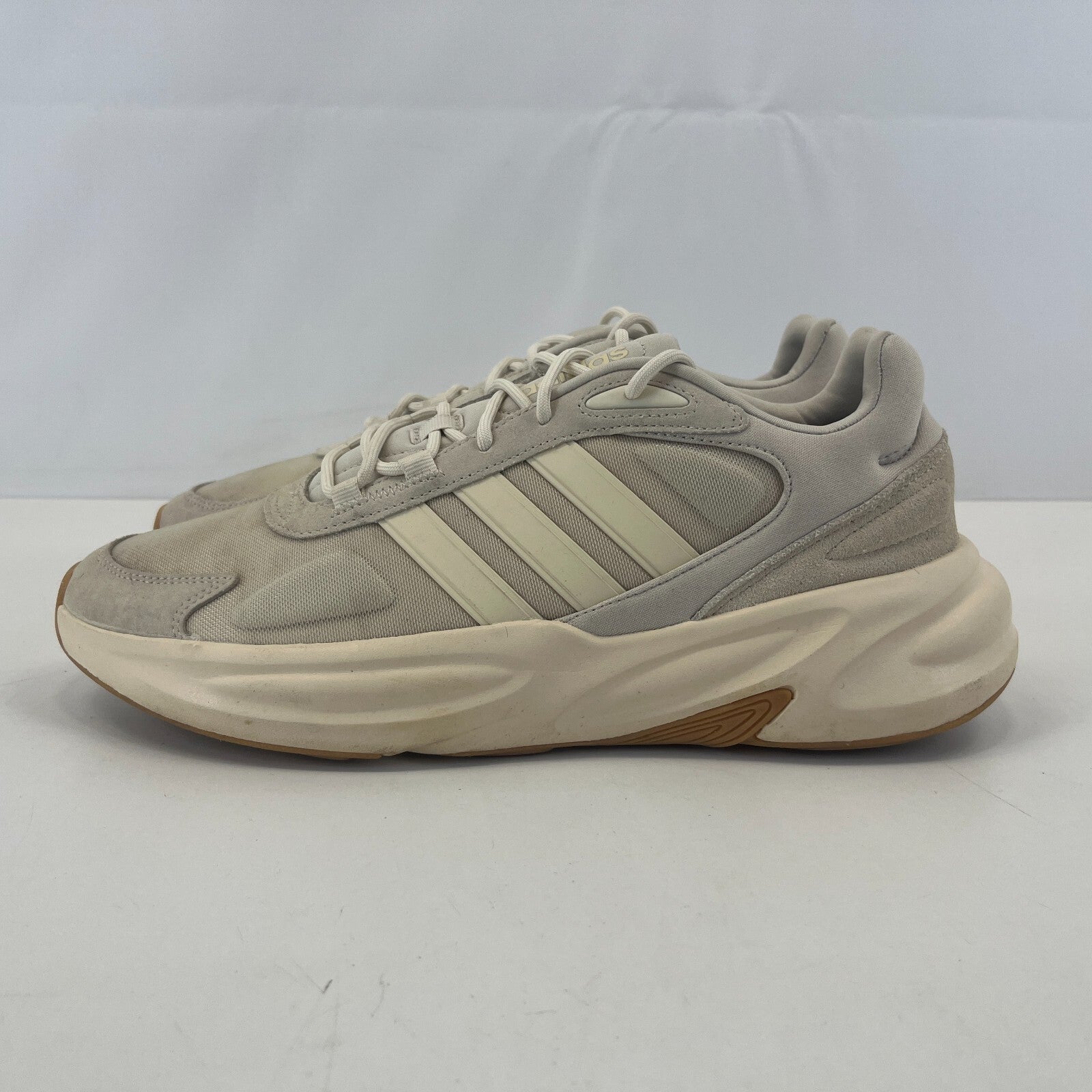 Adidas Ozelle Cloudfoam Trainers in Beige Men's size UK 12 EU 47 1/3