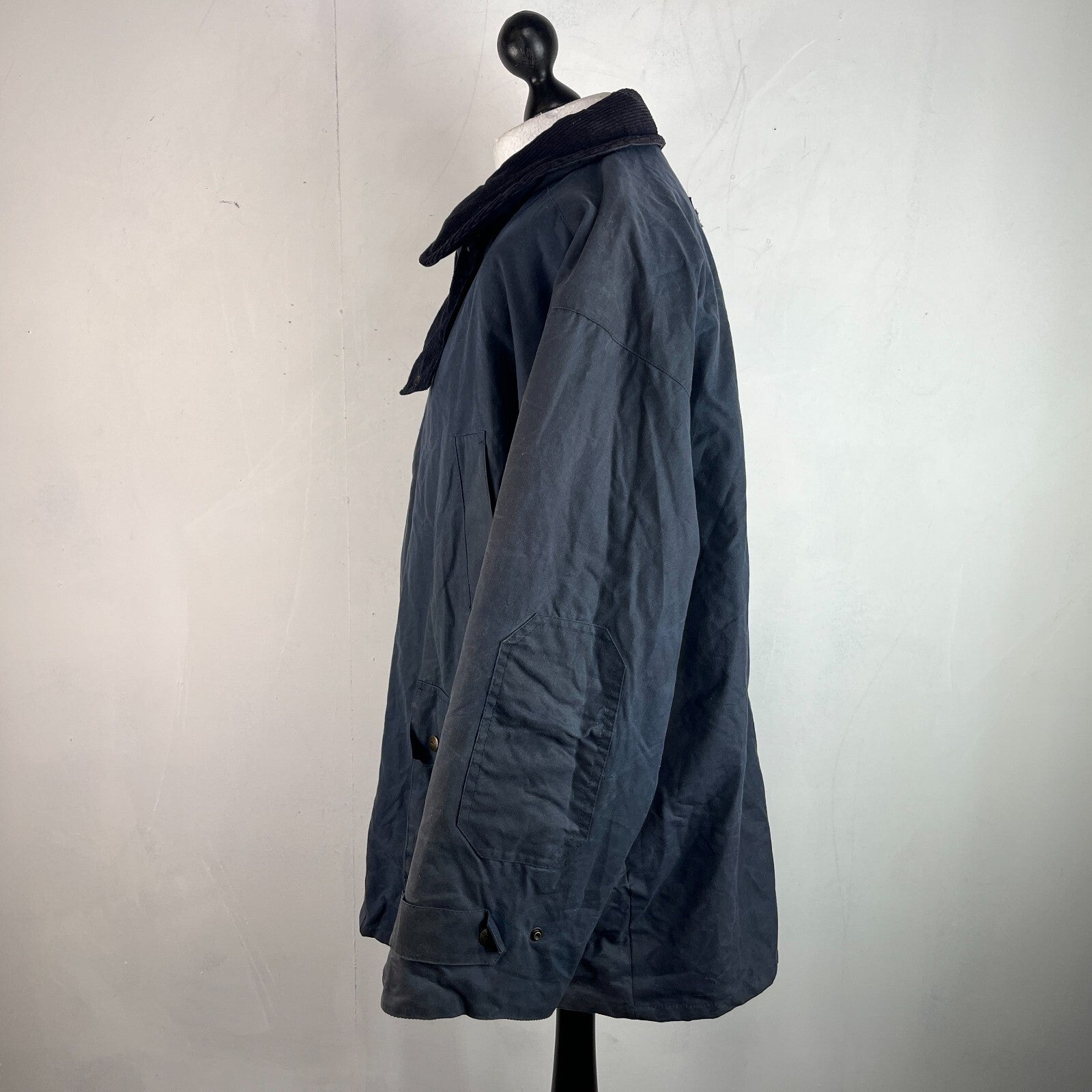 P.G. Field Men's Navy Blue Wax Jacket size XL British Made Outdoor Rural