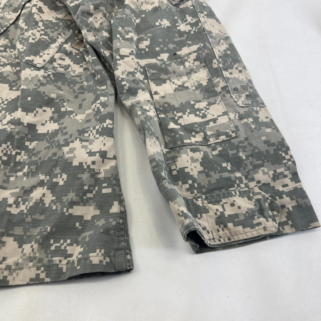 US Army Digital Camo Combat Uniform Ripstop Field Zip Coat Jacket Medium Short