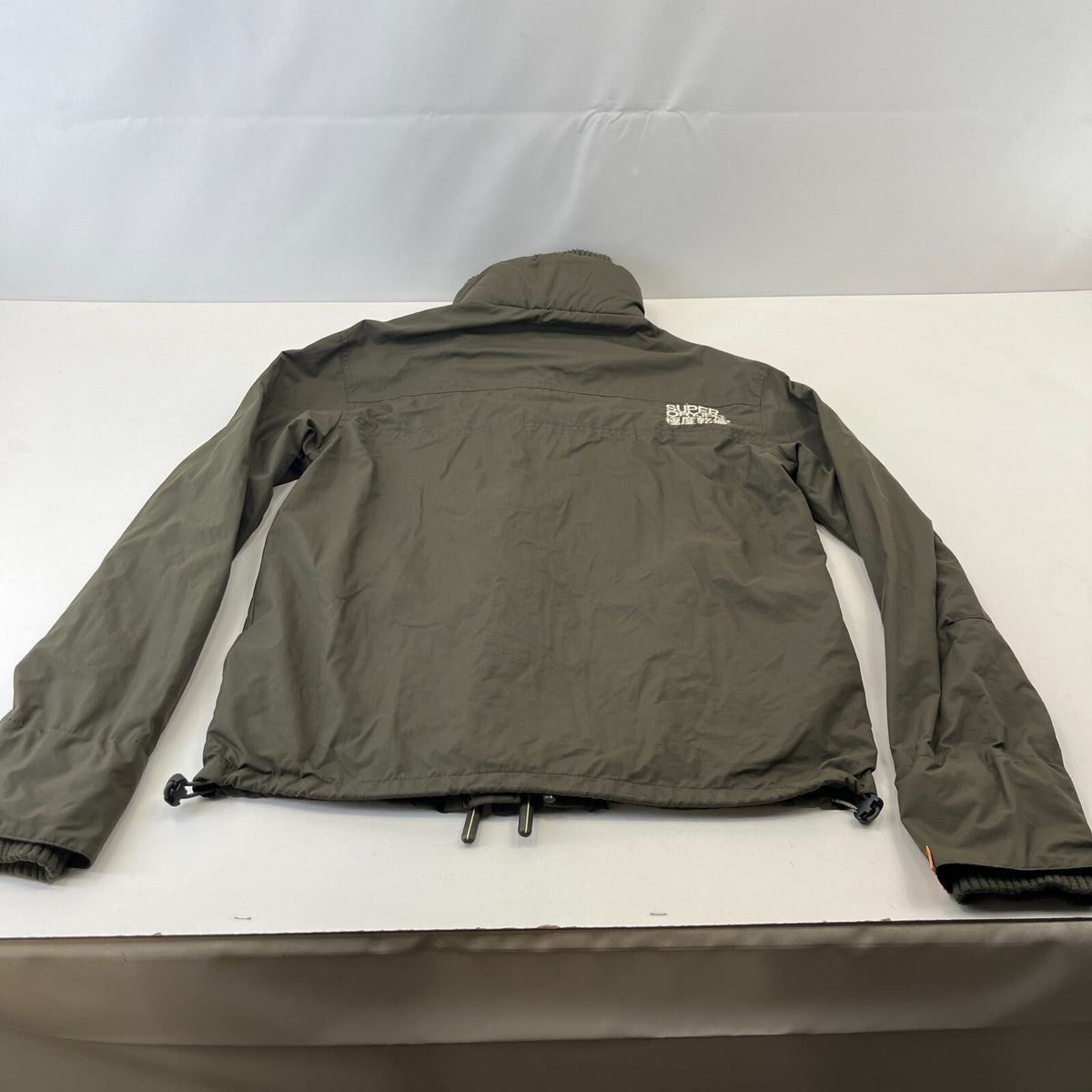 Superdry The Windcheater Men's Khaki Jacket size Large Waterproof Bomber