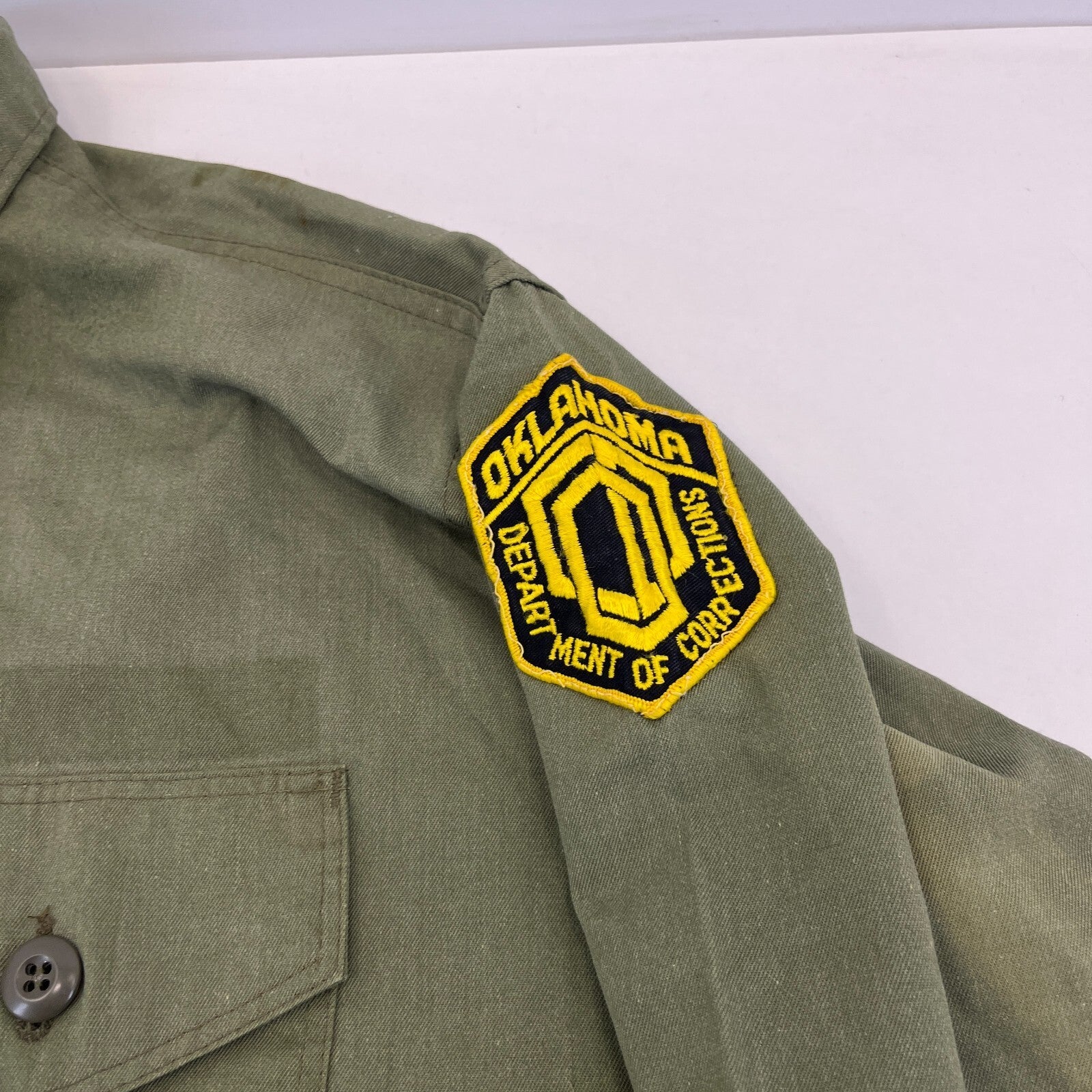 Vintage 60s/70s Oklahoma DOC Shacket Jacket Heavy Shirt XL Khaki Green + Badges