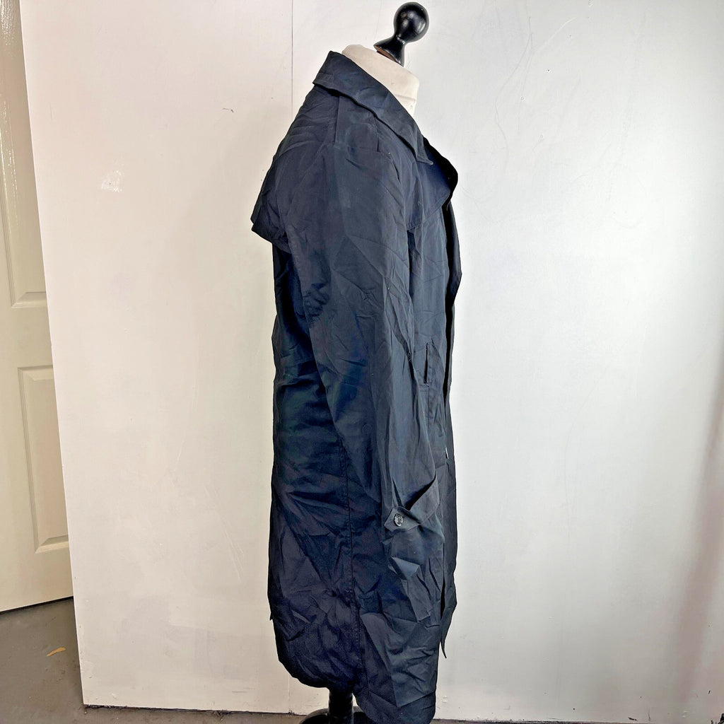Vintage US Army Military Long Trench Coat Raincoat in Black size 42R