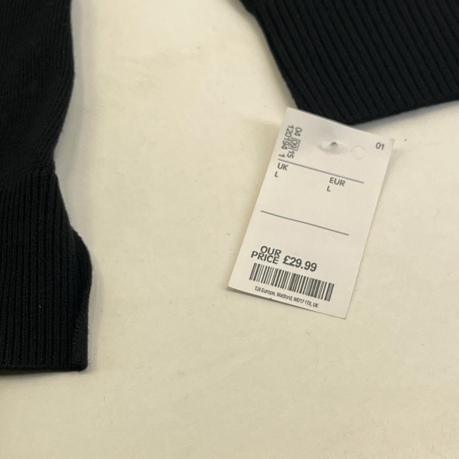 DKNY Women's Tight Knit Jumper Sweater size Large in Black with Spellout