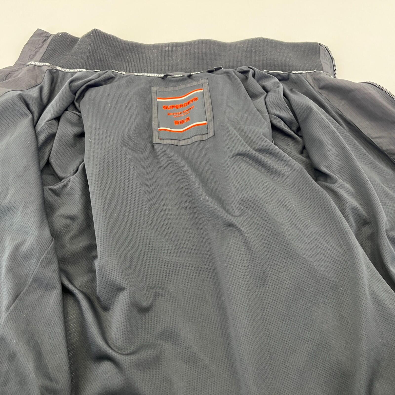Superdry Men's Softshell Windbreaker Jacket in Black Ripstop UK size M