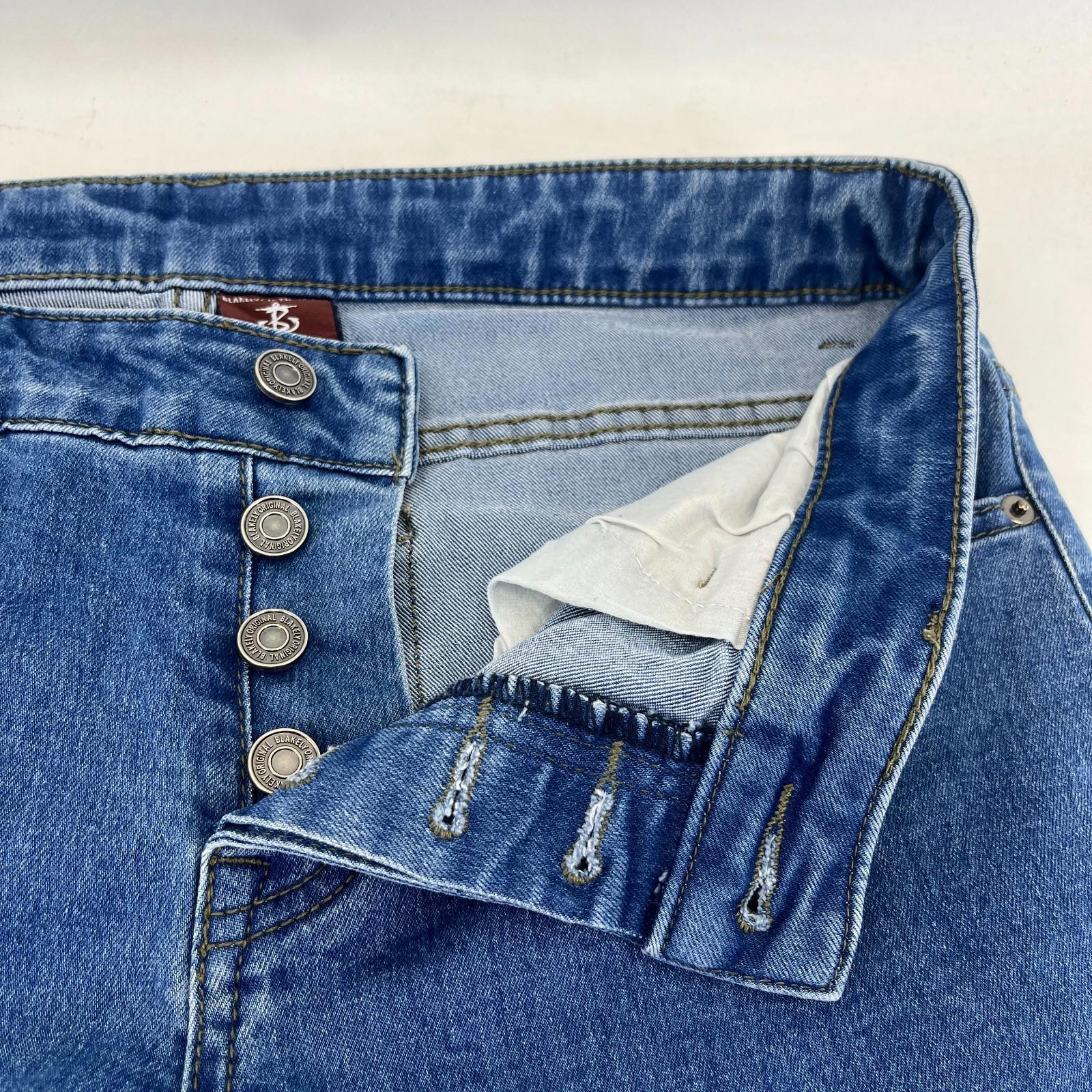 Blakely Women's Tapered Denim Jeans in Blue W34" - L31"