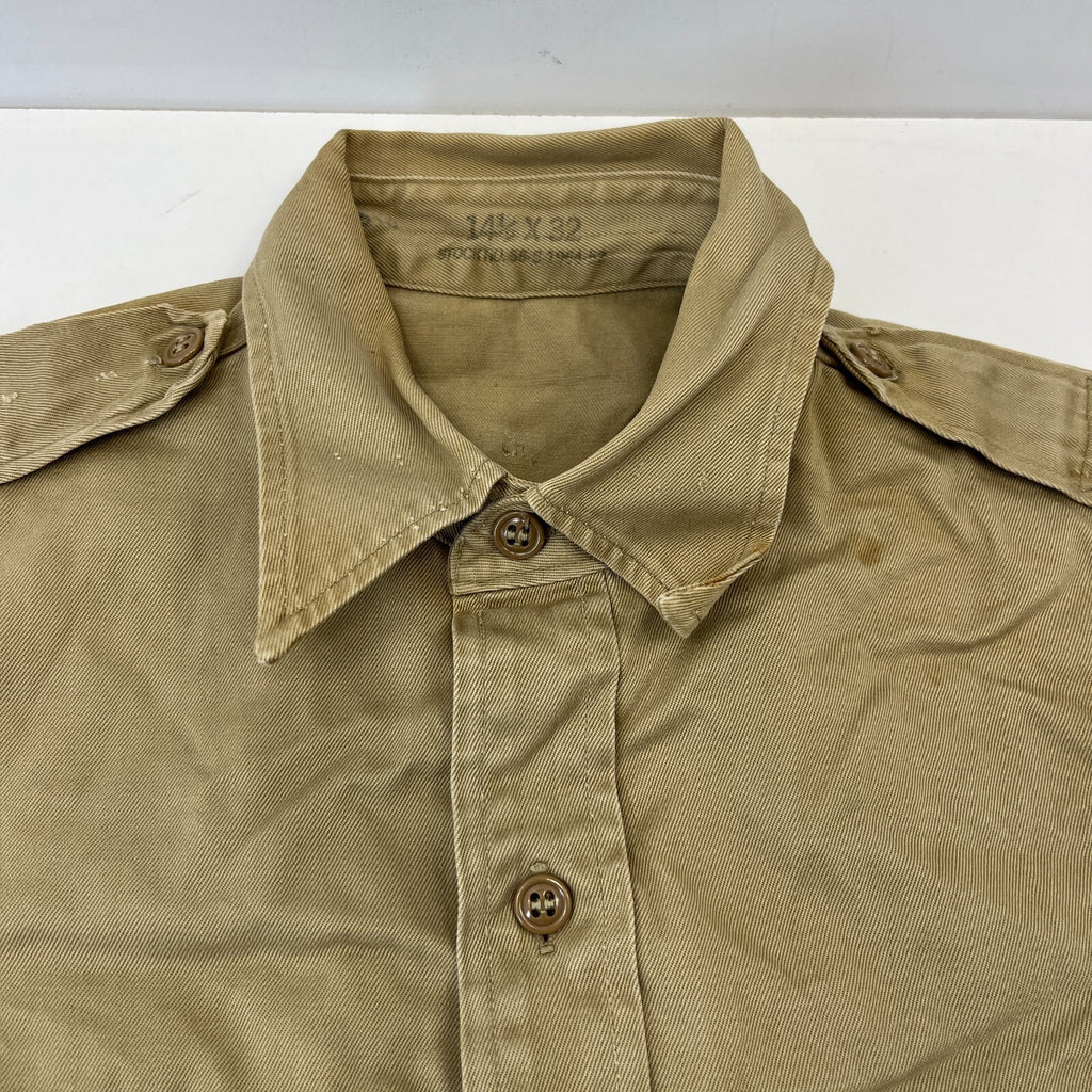 Vintage American Army Military Long Sleeve Shirt with Badges Khaki Brown size M