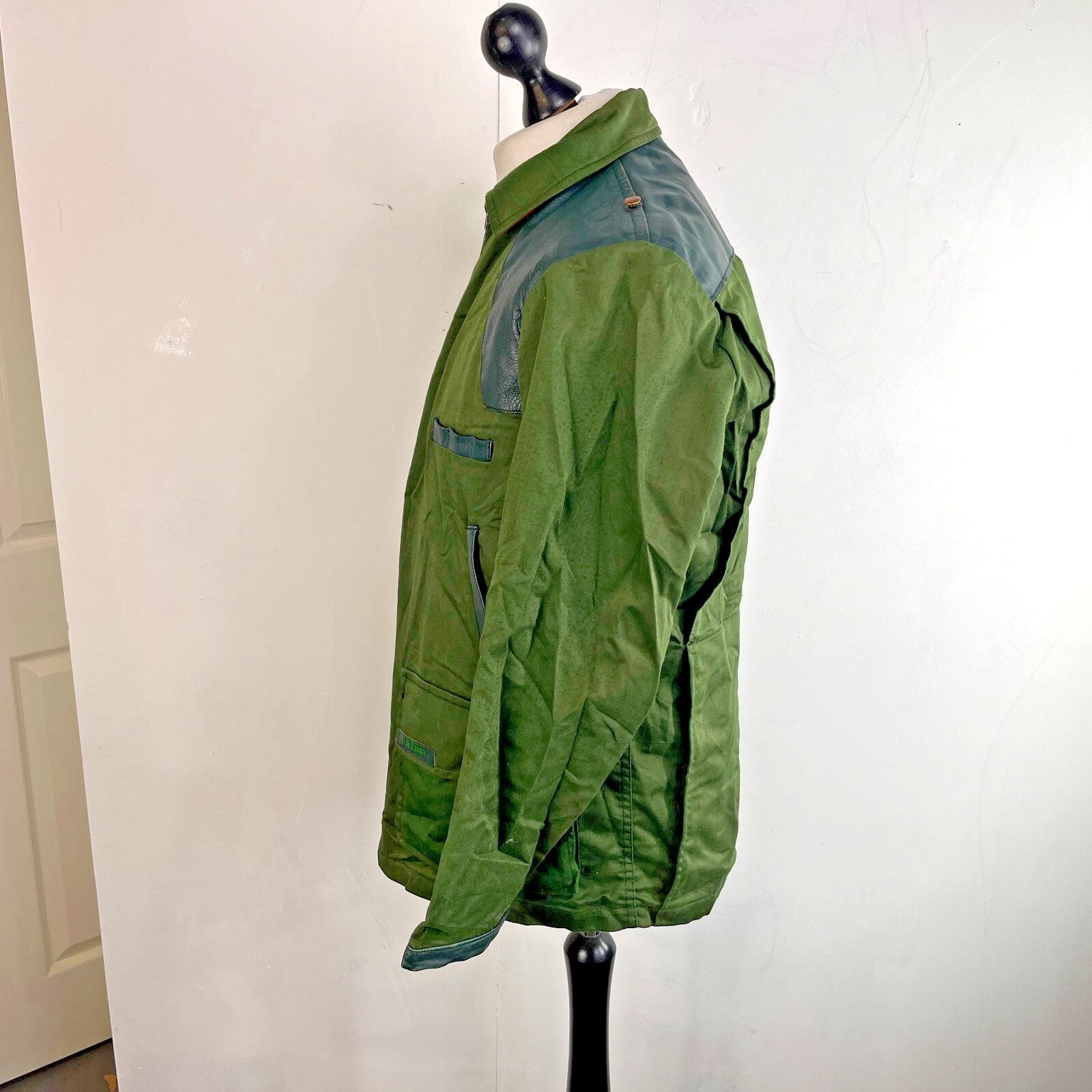 Vintage Turima Sweden Men's Hunting Jacket size Large in Green with Fleece Liner