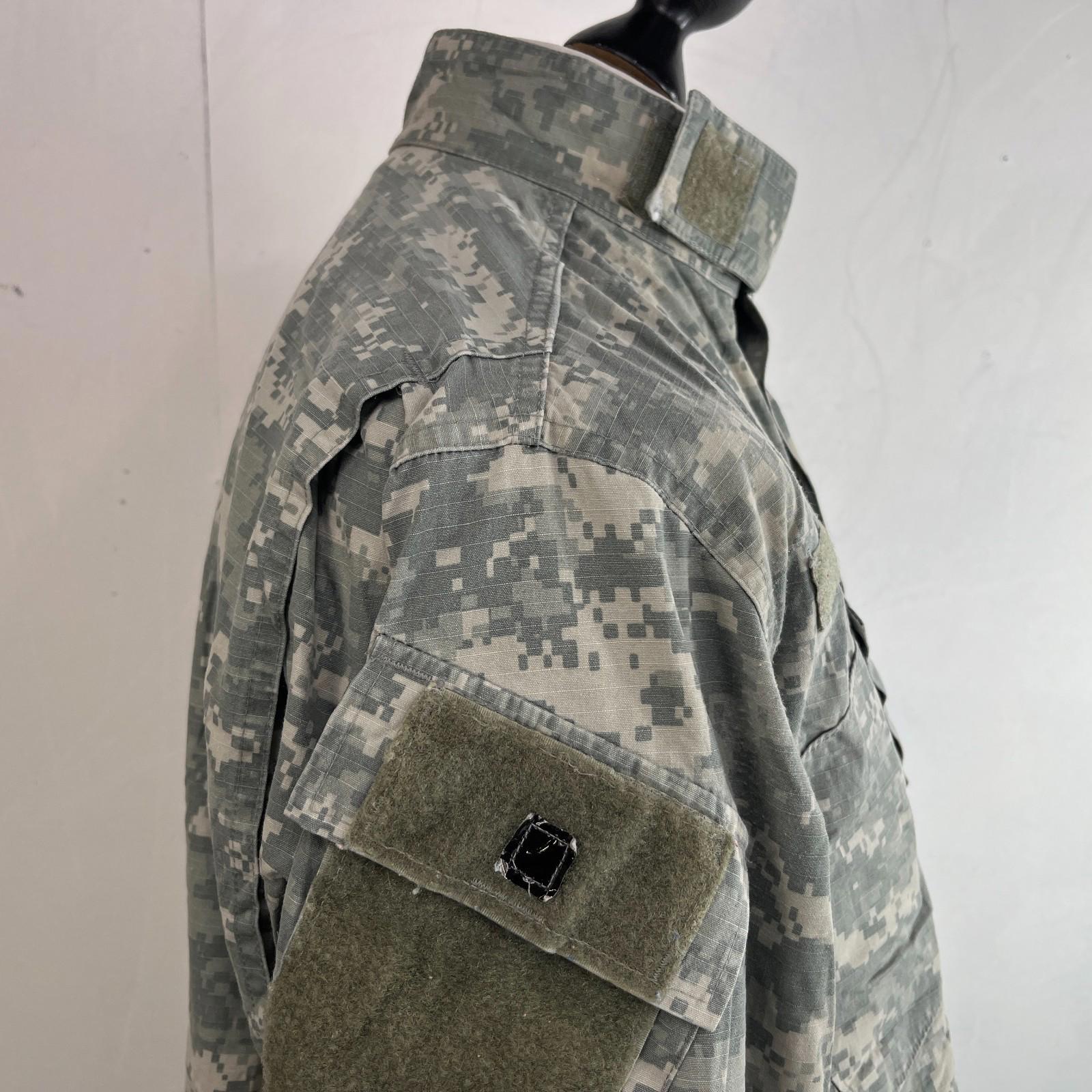 US Military Combat Jacket Mens size Medium Short Hot Weather Digital Camo