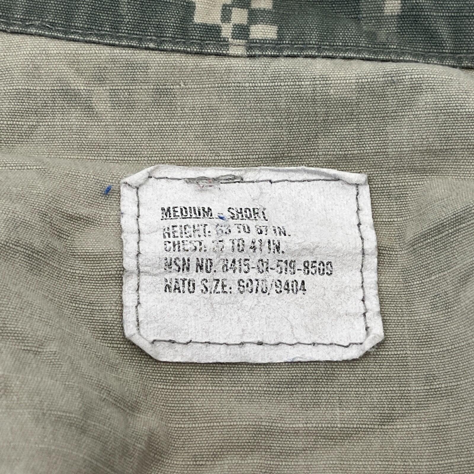 US Military Combat Jacket Mens size Medium Short Hot Weather Digital Camo