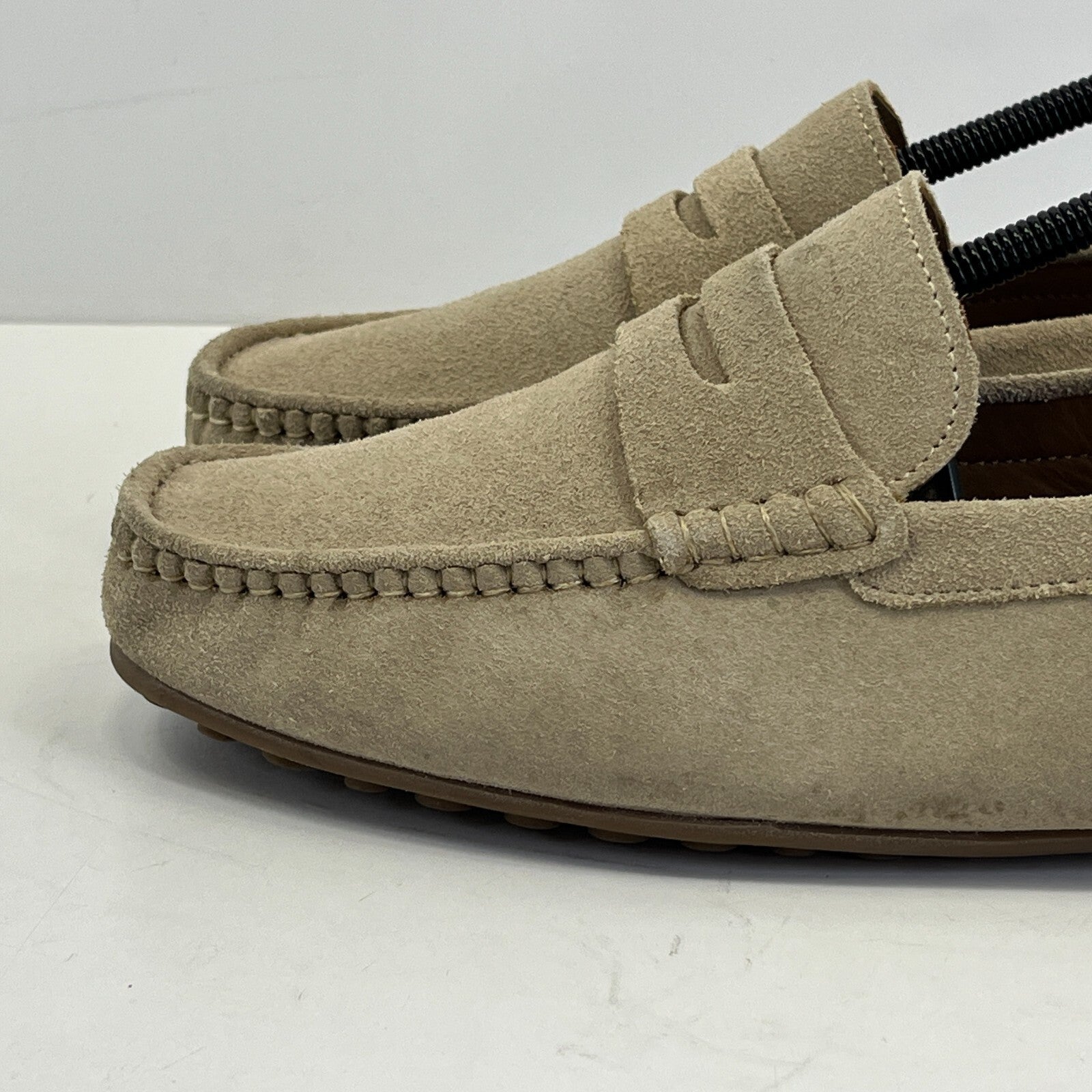 Chatham Parker Shoes Men’s Suede Leather Moccasin Loafers size 8 Beige