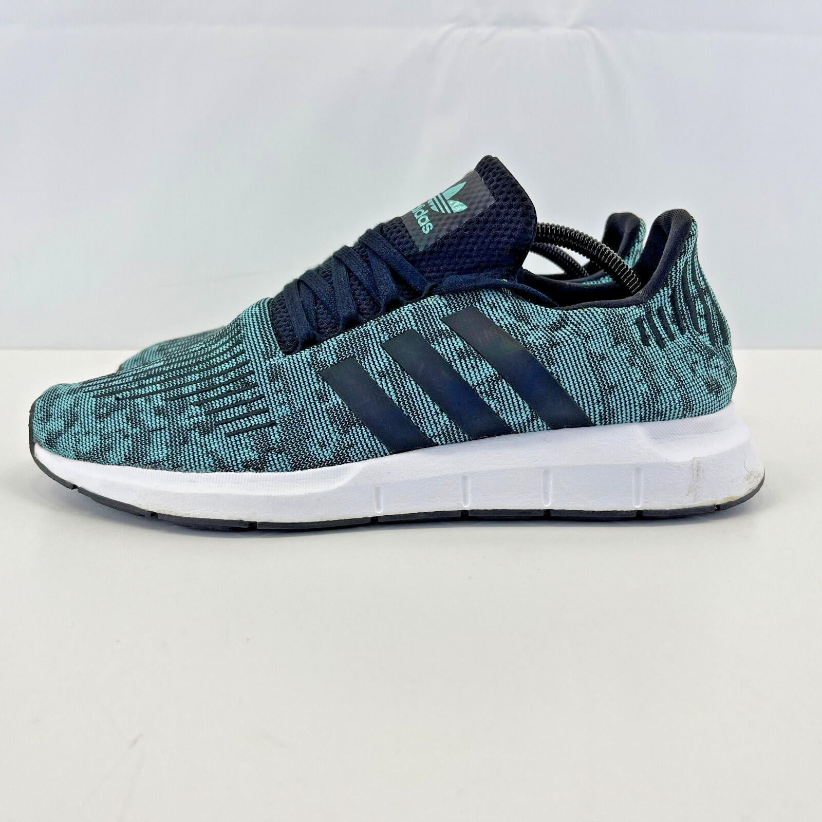 Adidas Swift Run Mens Trainers Mint Green Mesh Knit UK size 10.5 - VGC