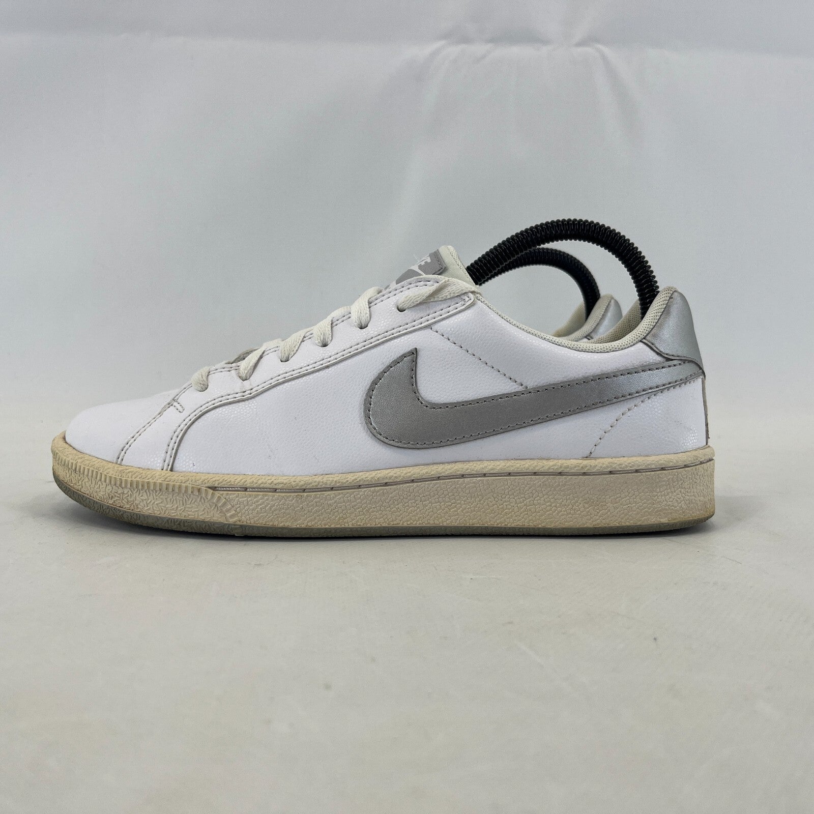 Nike Court Majestic White Trainers Size UK 5 Leather Low Trainers 454256-114