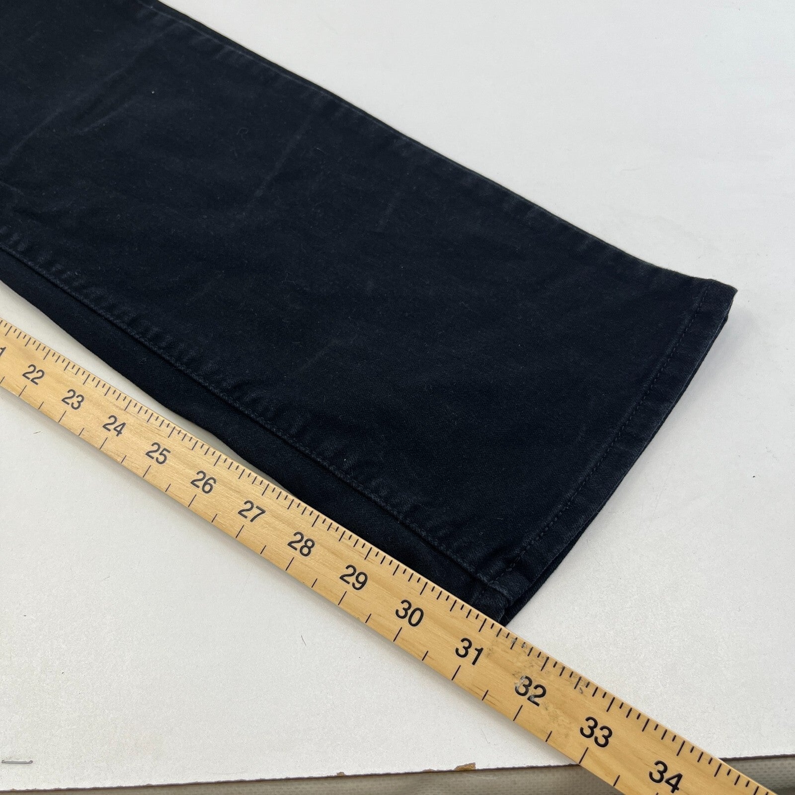 Levi’s 724 High Rise Straight Jeans in Black W34 L32