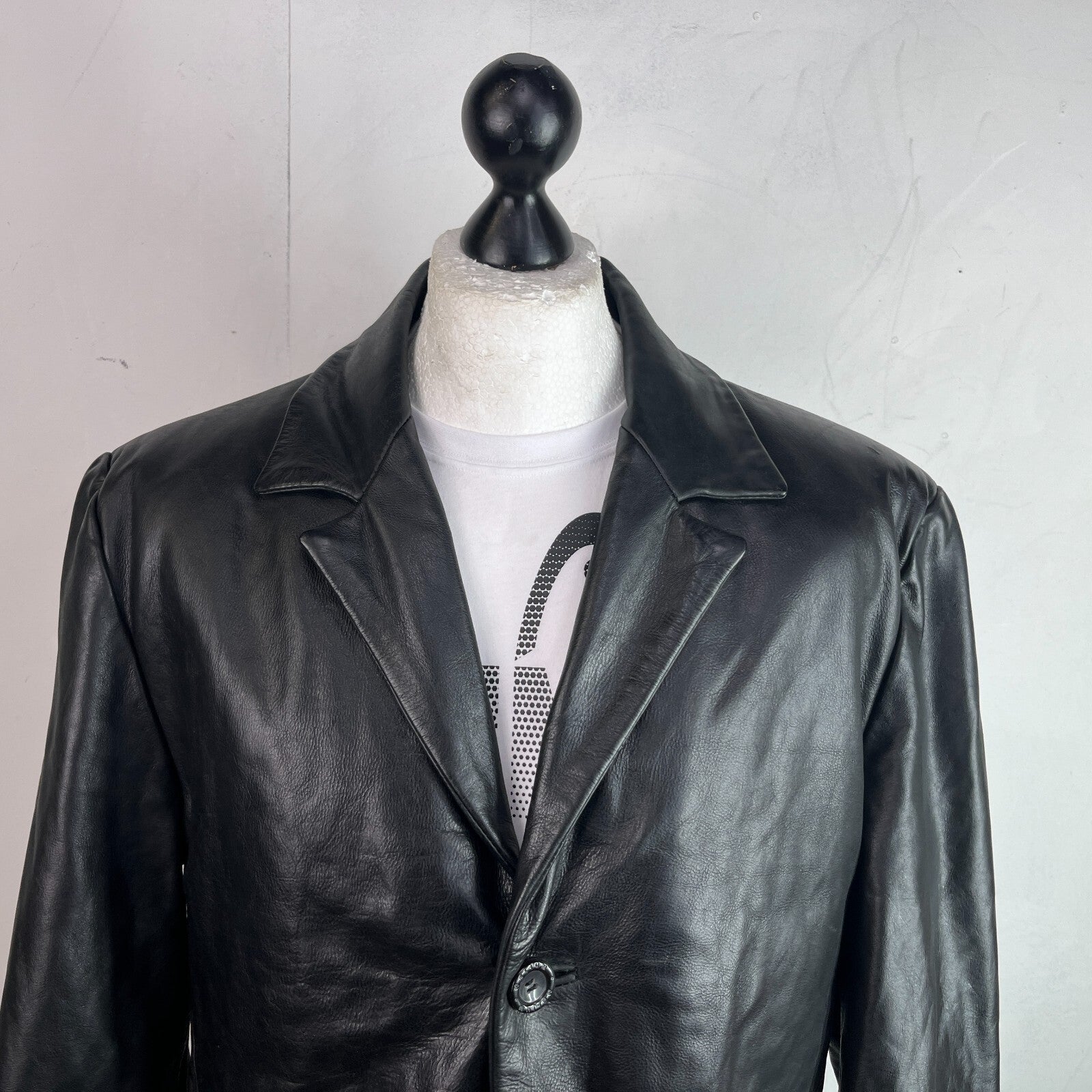 hElium Men's Leather Overcoat Jacket Black size L Vintage Insulated Casual Coat