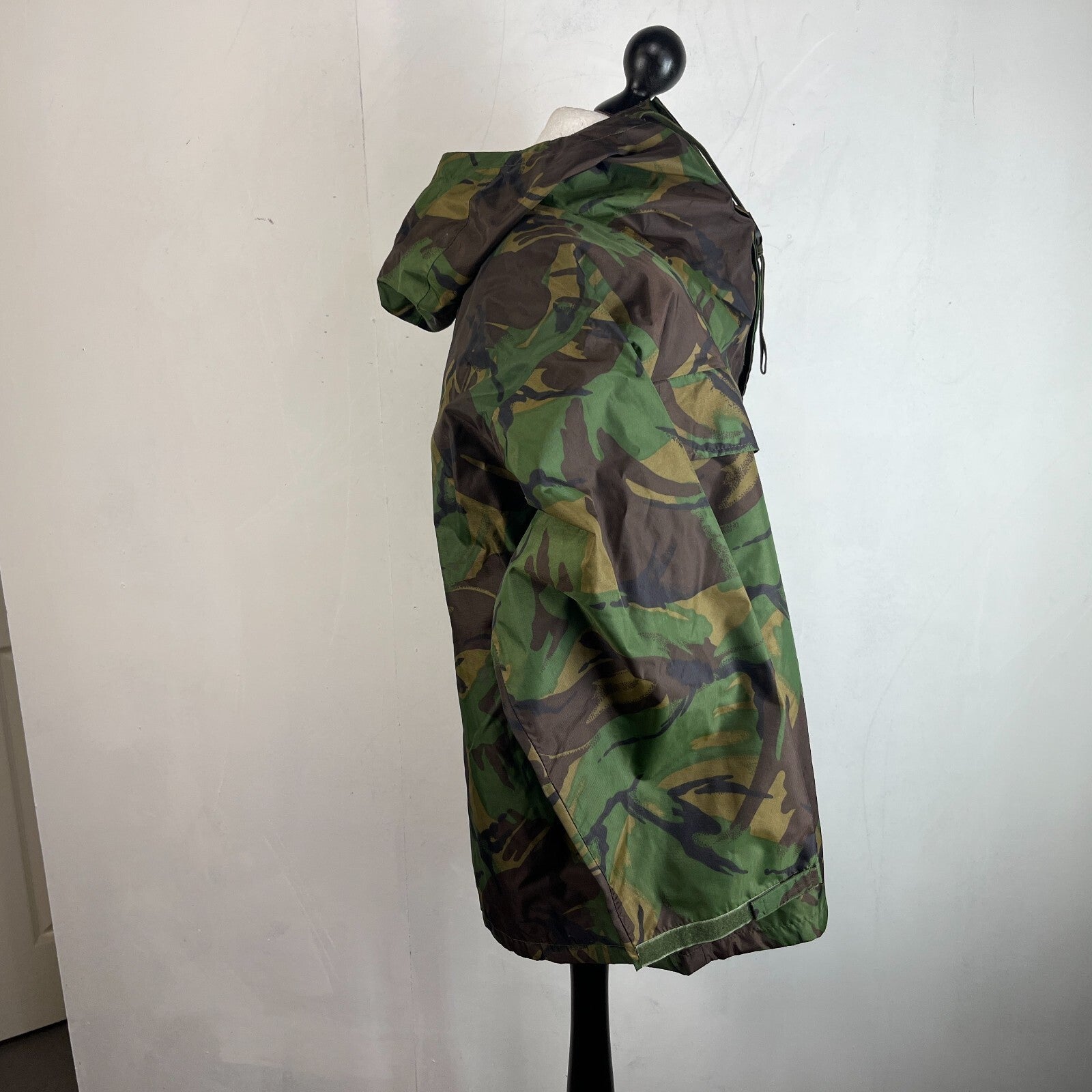 British Army DPM Waterproof Combat Smock 170/100 (Large) Woodland Camo Jacket